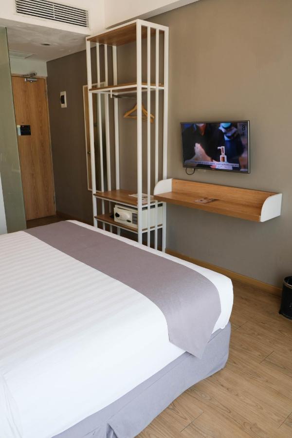 Allstay Hotel Semarang Simpang Lima Εξωτερικό φωτογραφία