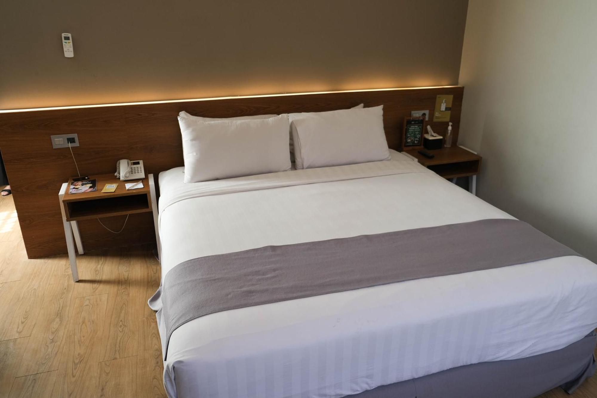 Allstay Hotel Semarang Simpang Lima Εξωτερικό φωτογραφία
