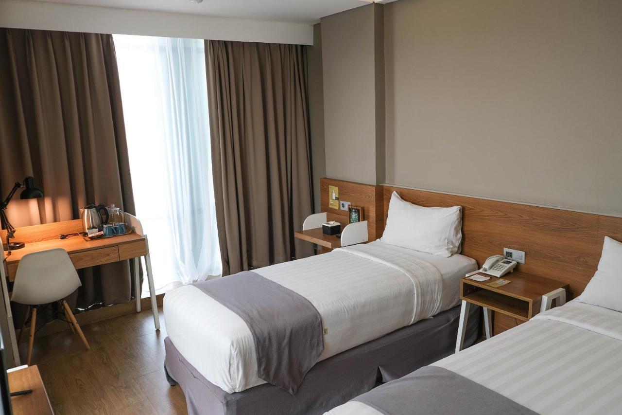 Allstay Hotel Semarang Simpang Lima Εξωτερικό φωτογραφία