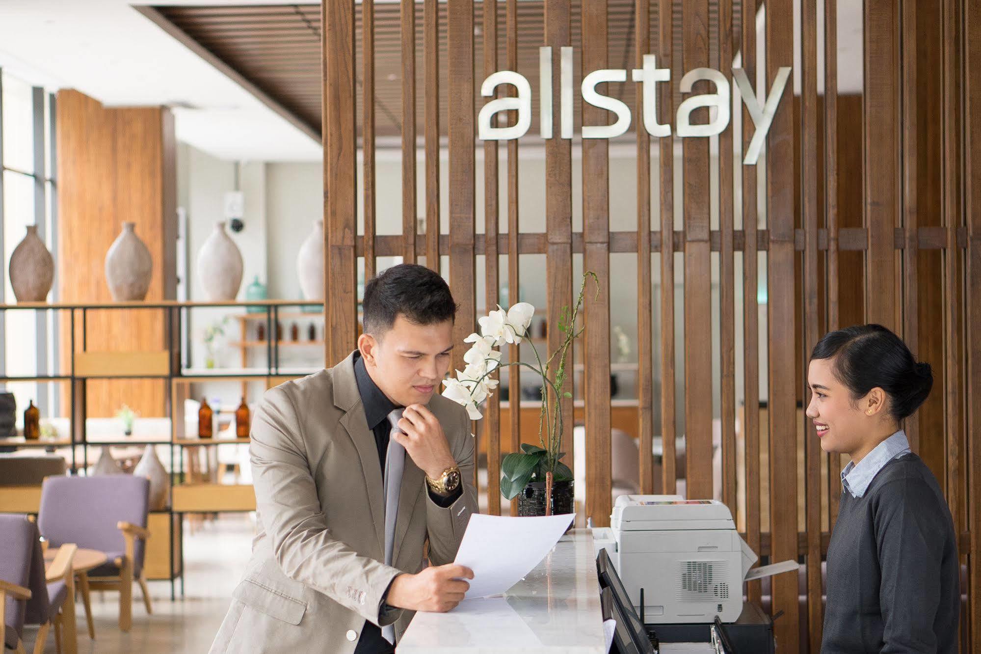 Allstay Hotel Semarang Simpang Lima Εξωτερικό φωτογραφία