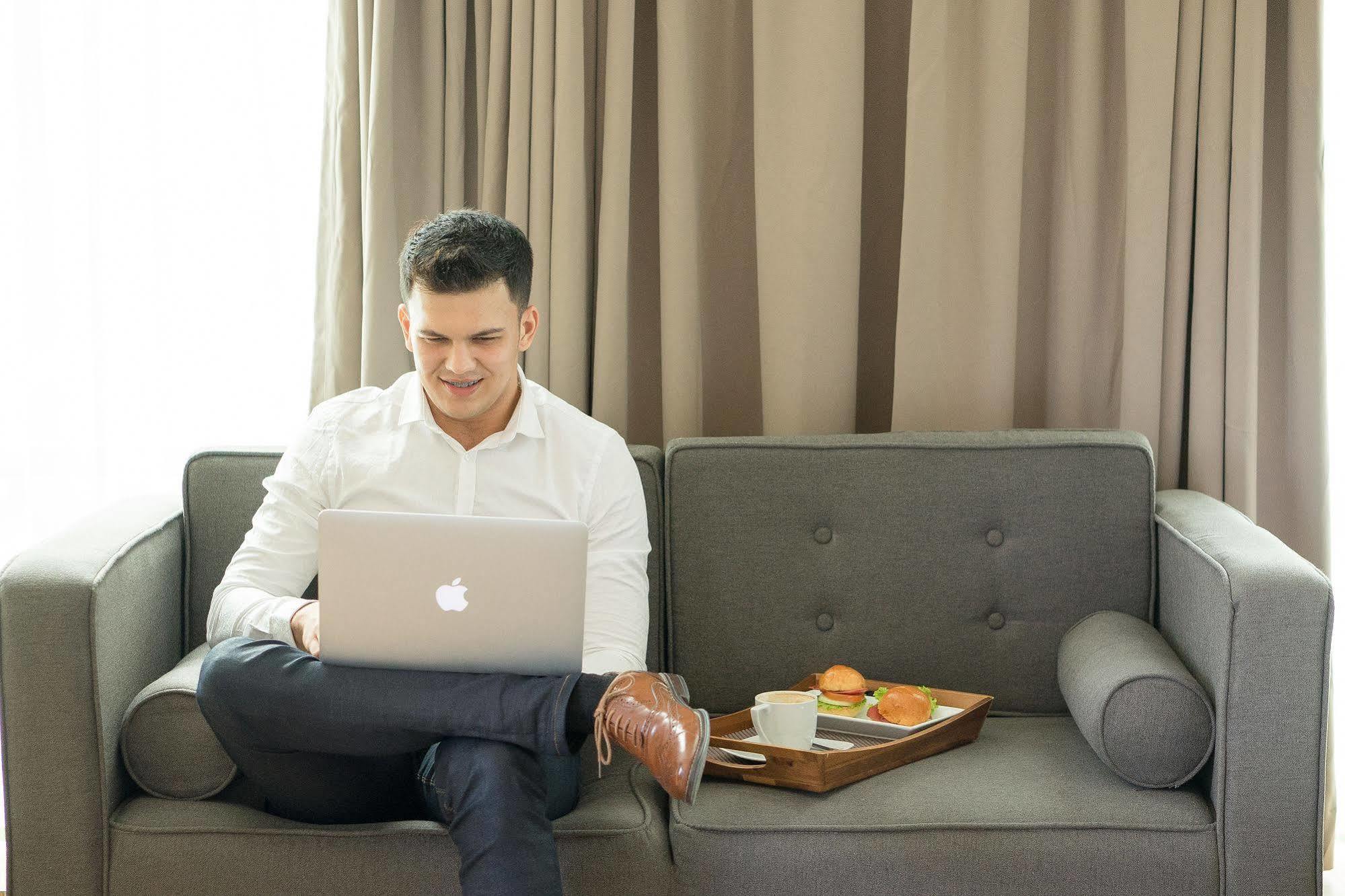Allstay Hotel Semarang Simpang Lima Εξωτερικό φωτογραφία
