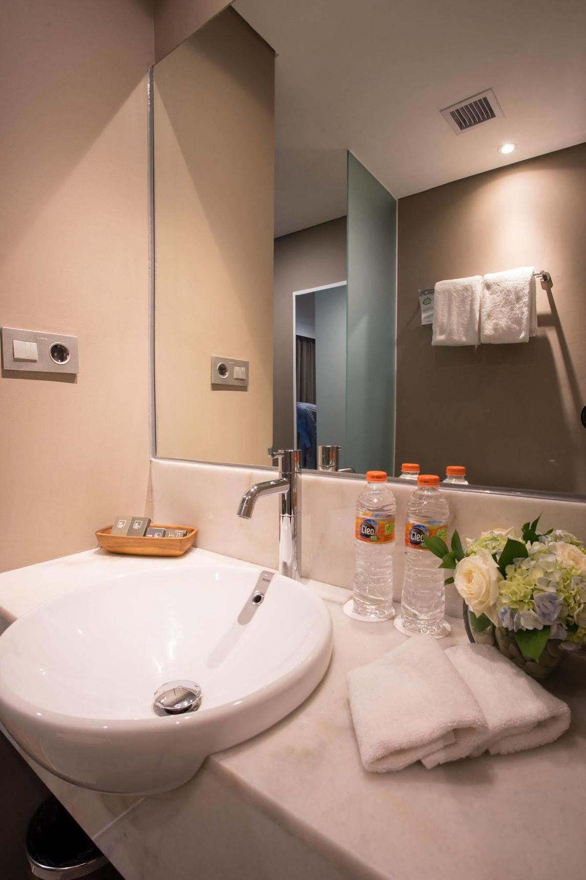 Allstay Hotel Semarang Simpang Lima Εξωτερικό φωτογραφία