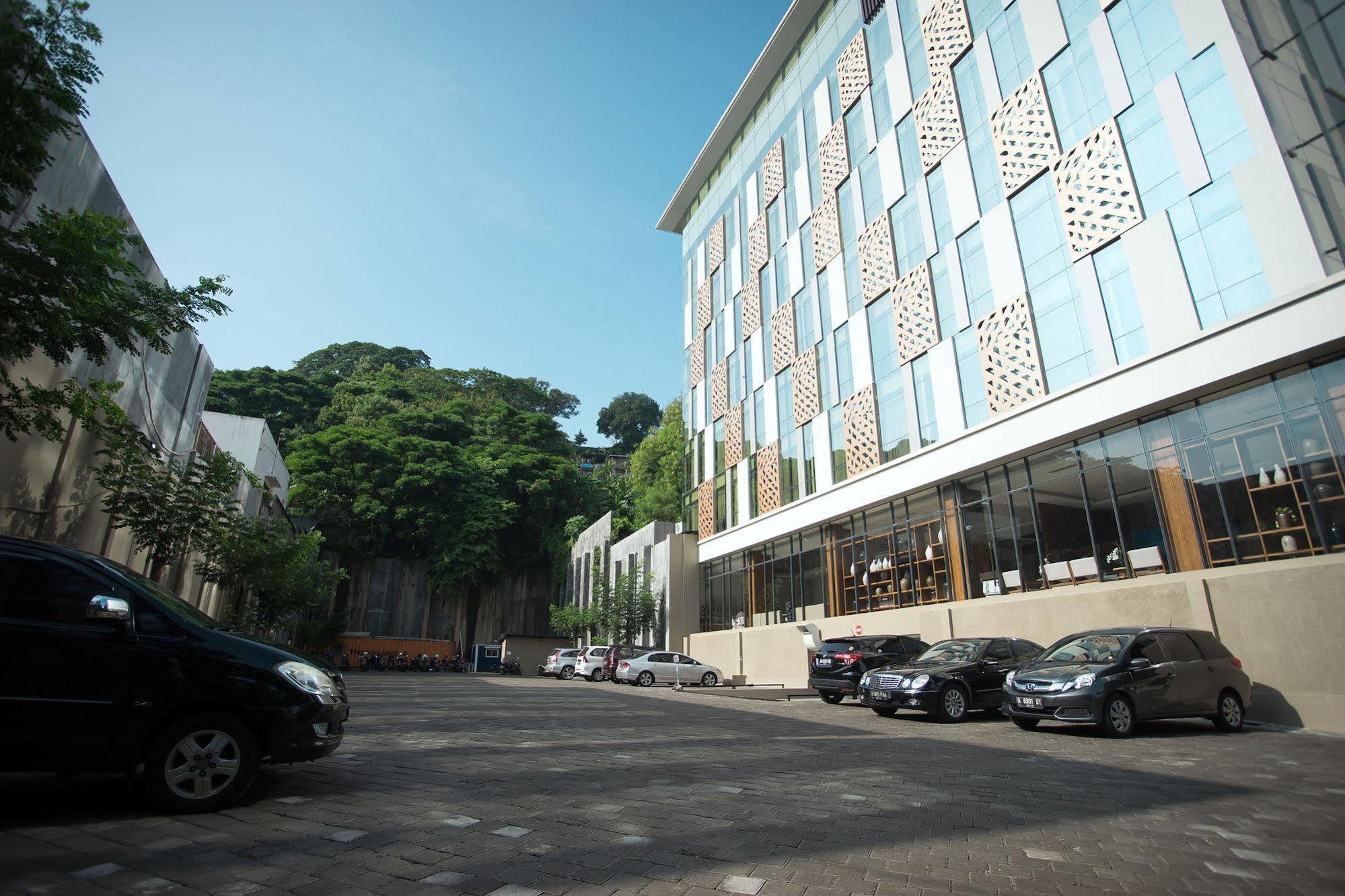 Allstay Hotel Semarang Simpang Lima Εξωτερικό φωτογραφία